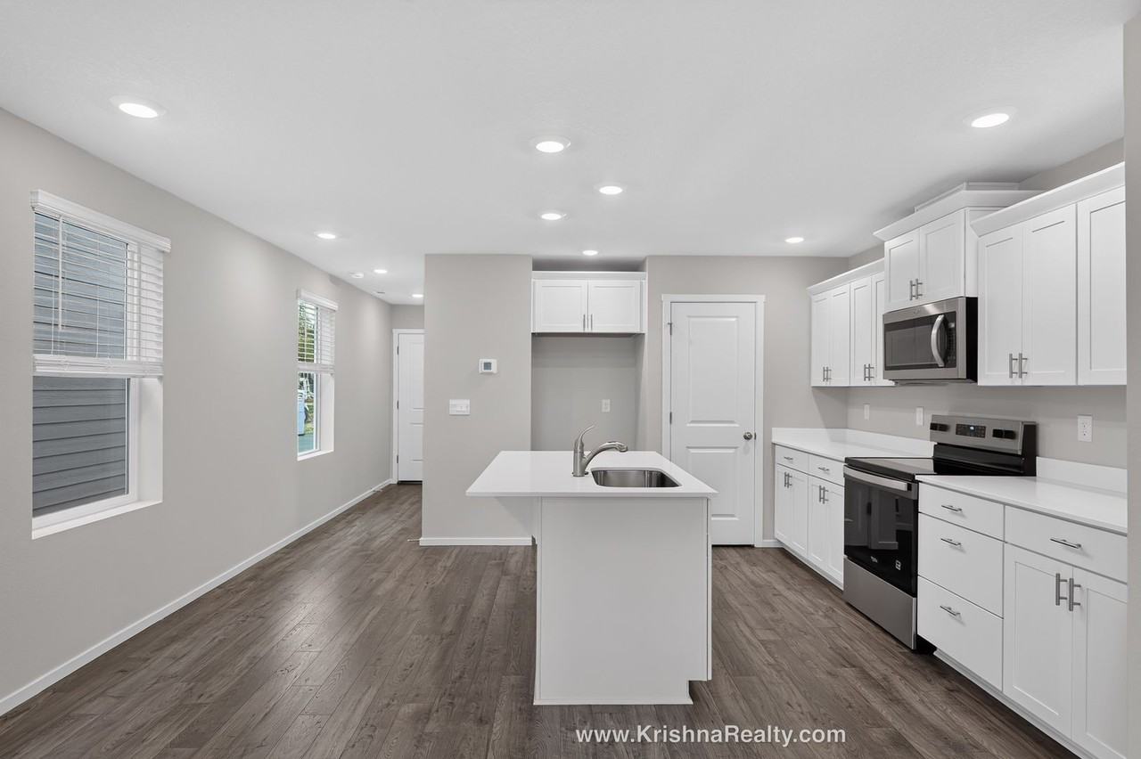 12214 Ne 14th St - Photo 5 of 20