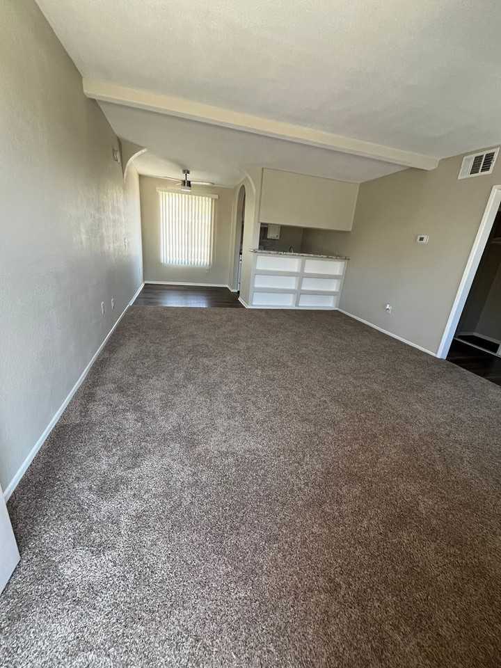 26087 Bouquet Canyon Rd - Photo 2 of 12