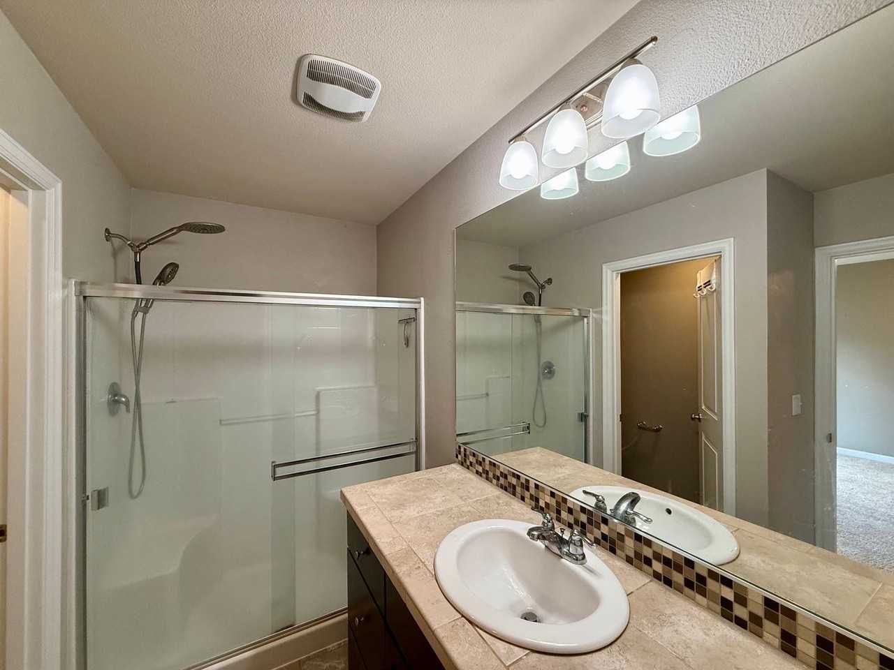17222 Sw 120th Pl - Photo 5 of 10