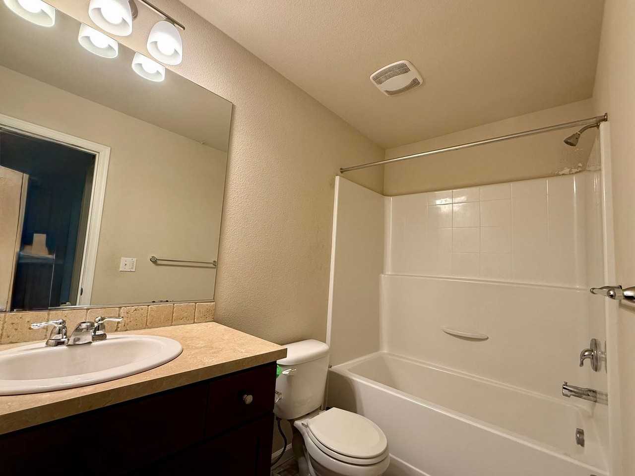 17222 Sw 120th Pl - Photo 7 of 10