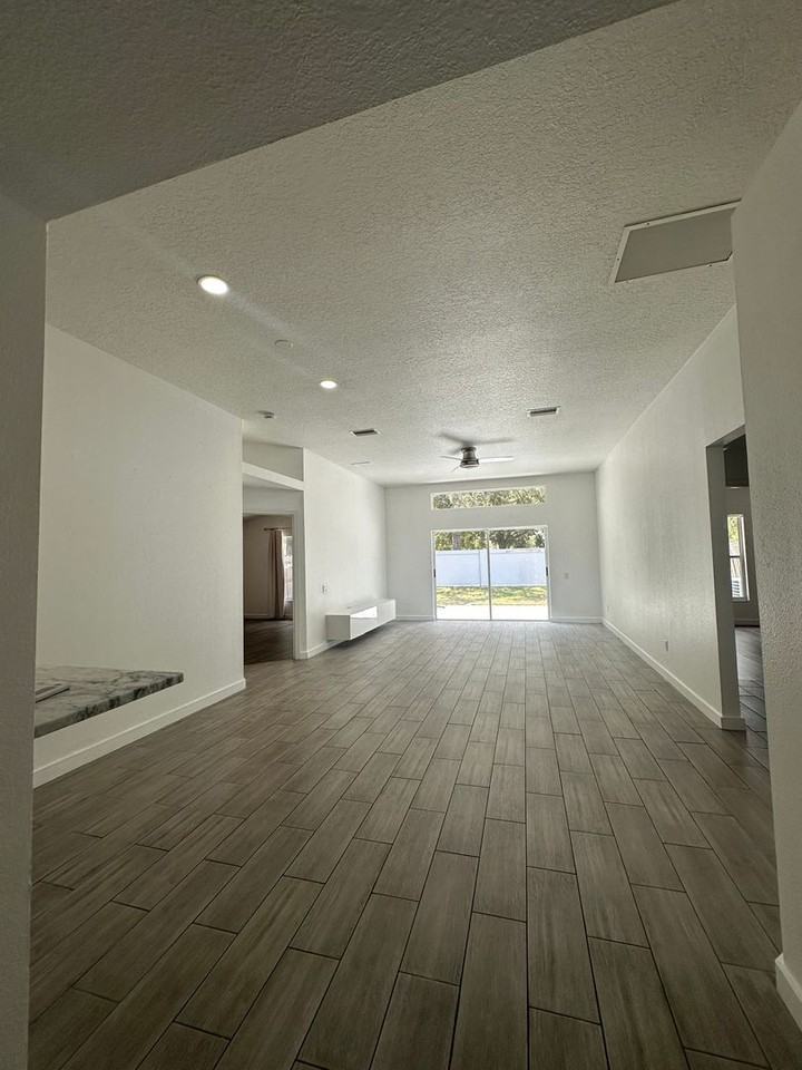 10421 Paragon Pl - Photo 3 of 30