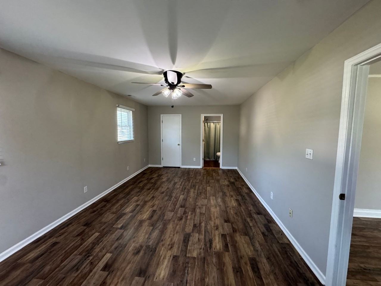 3061 Lee Rd - Photo 6 of 13