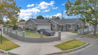 2502 S Olive St - Photo 1 of 1