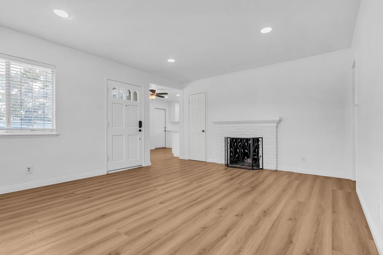 2502 S Olive St - Photo 5 of 20