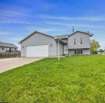 5816 S Galway Ave - Photo 1 of 1