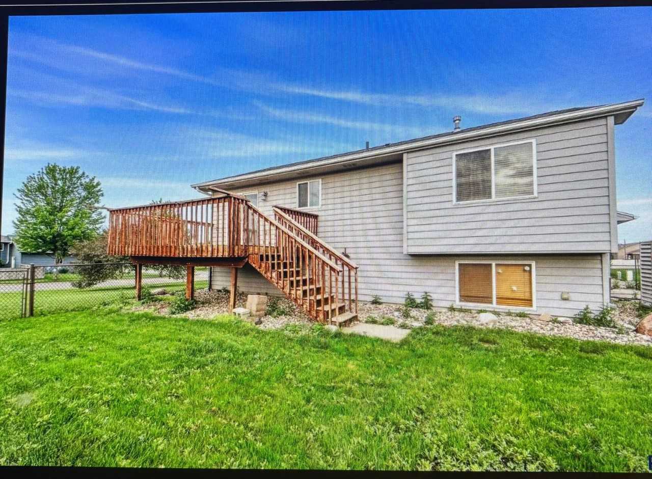 5816 S Galway Ave - Photo 4 of 10