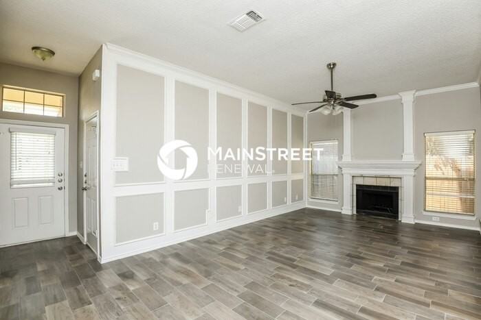 6304 Woodcreek Trl - Photo 6 of 12