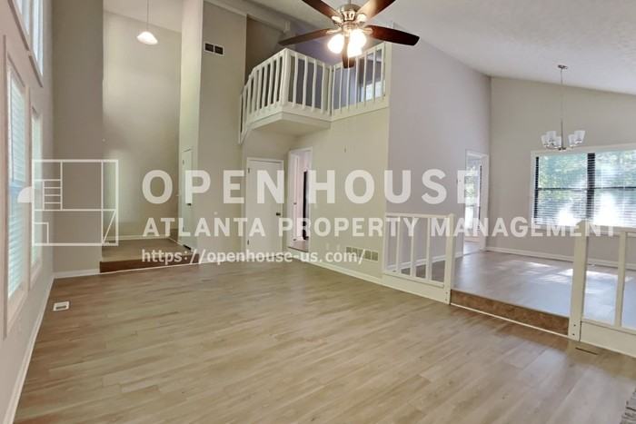 4515 King Springs Rd Se - Photo 5 of 23