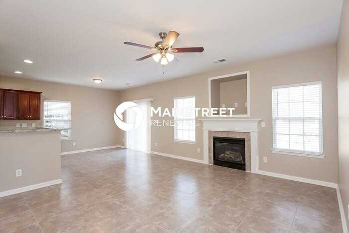 6217 Shelley Ave - Photo 2 of 15