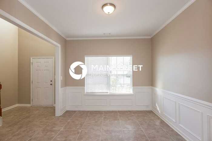 6217 Shelley Ave - Photo 4 of 15