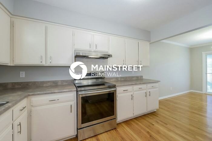 145 Sw 26th St - Photo 5 of 15