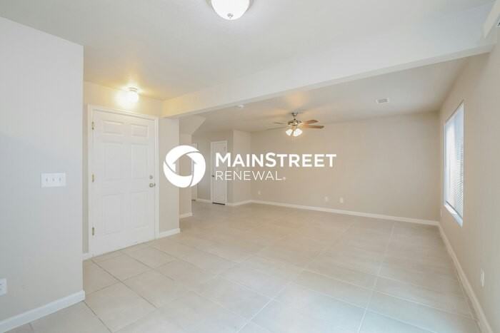 4343 Andes St - Photo 5 of 17
