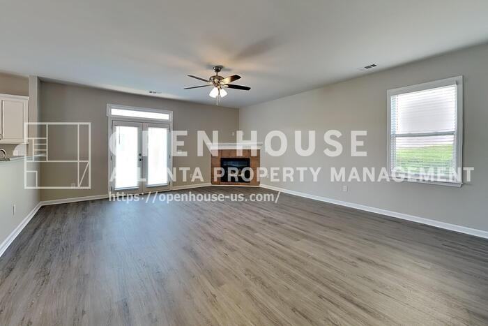 160 Oakland Way - Photo 4 of 21