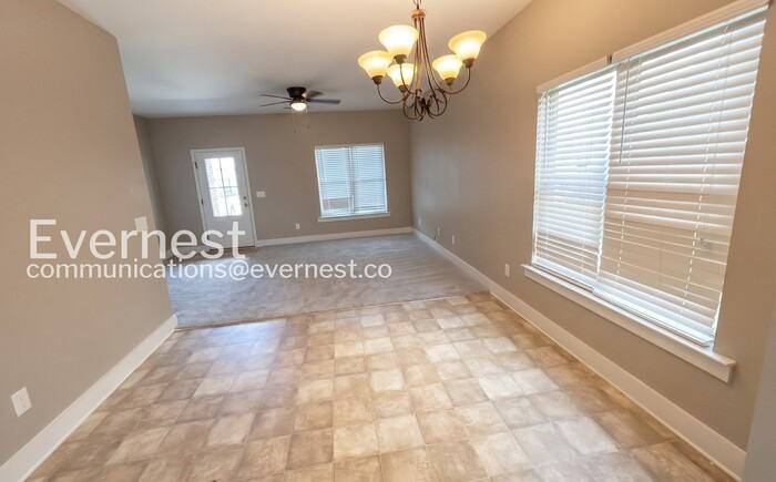 233 Union Station Dr - Photo 3 of 24