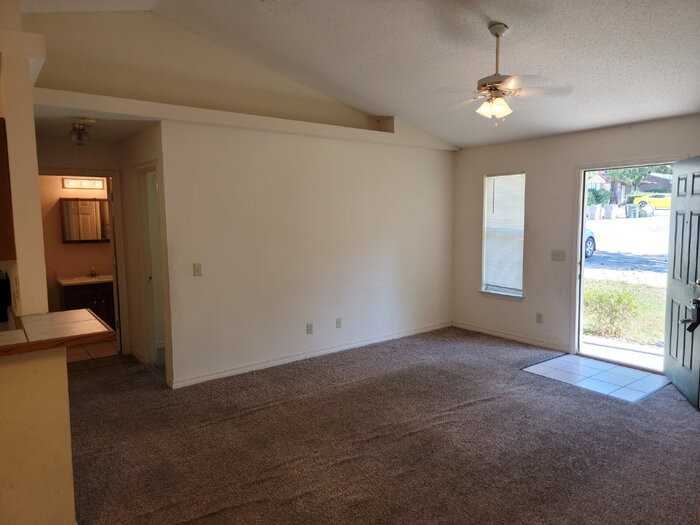 1000 Sable Dr #A - Photo 4 of 14