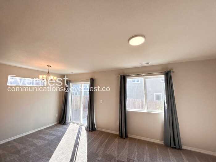 945 Technology Ct - Photo 3 of 26