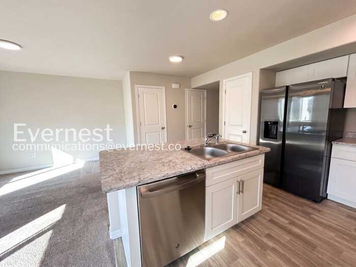 945 Technology Ct - Photo 5 of 26