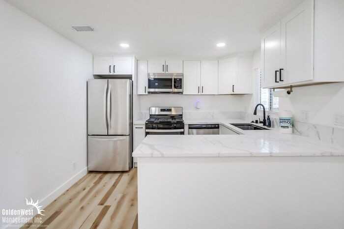 2313 Di Foss St - Photo 4 of 15