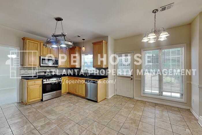 500 Cottonwood Close - Photo 7 of 22