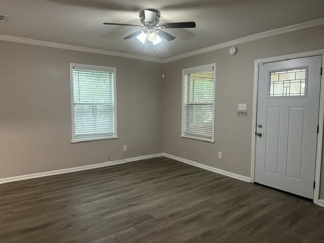 8032 Lexington Dr - Photo 2 of 17