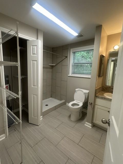 8032 Lexington Dr - Photo 7 of 17