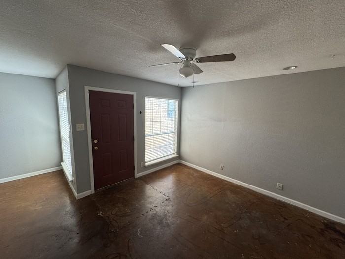 3428 Willowrun Dr #1 - Photo 2 of 10