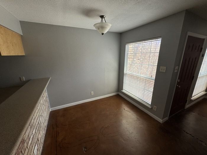 3428 Willowrun Dr #1 - Photo 3 of 10