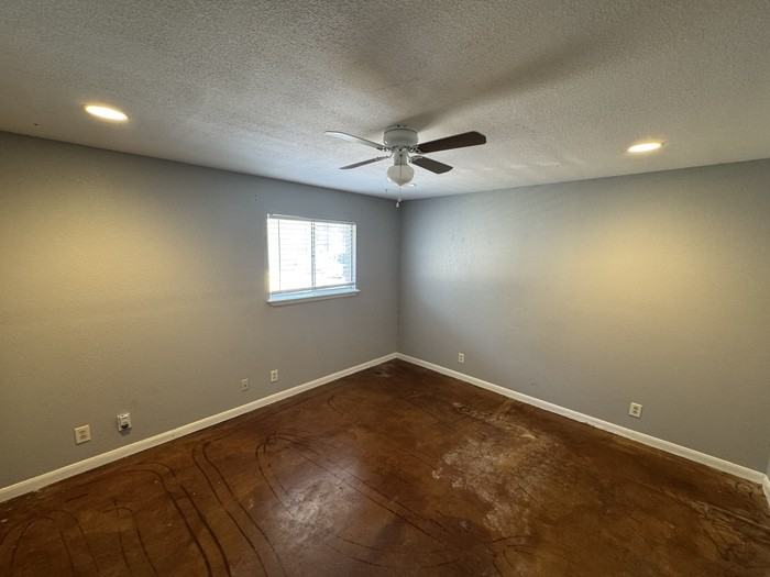 3428 Willowrun Dr #1 - Photo 5 of 10