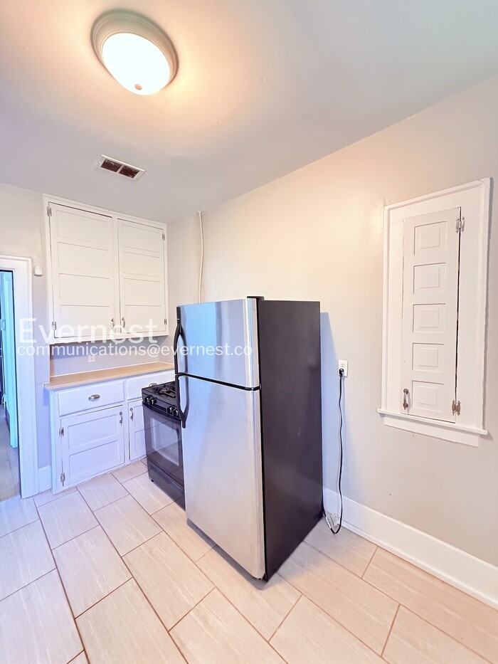 9429 Brush St #2B - Photo 2 of 21