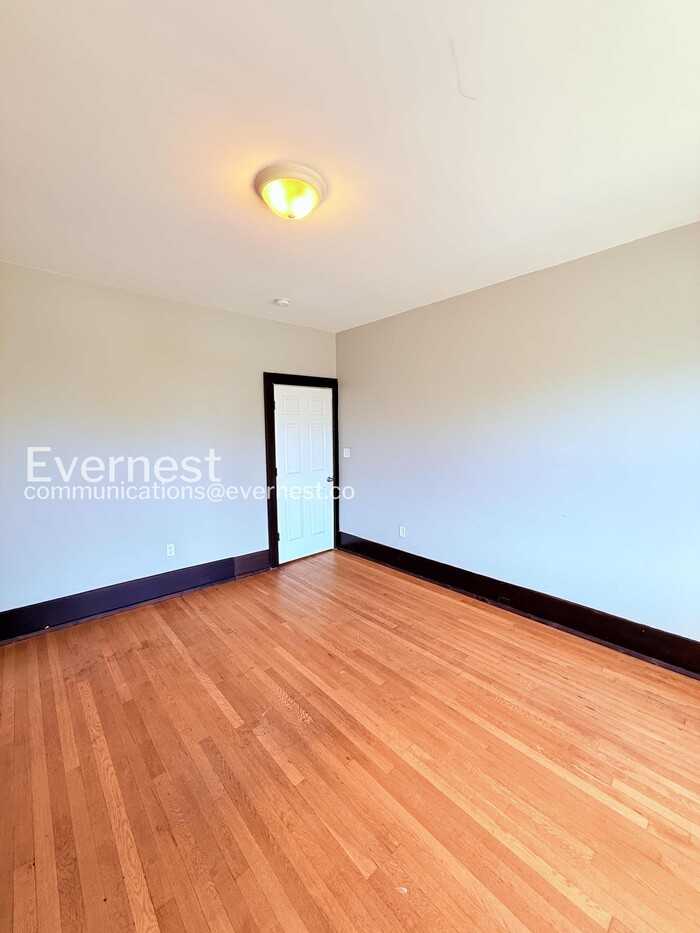9429 Brush St #2B - Photo 7 of 21