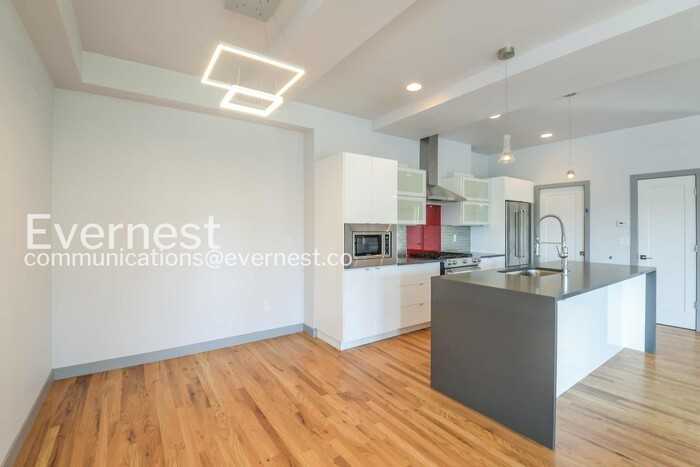 1237 Tennyson St - Photo 4 of 23