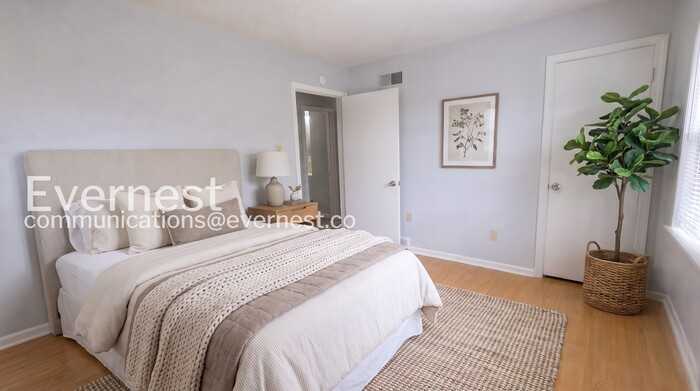 8316 Dottley Dr - Photo 4 of 29