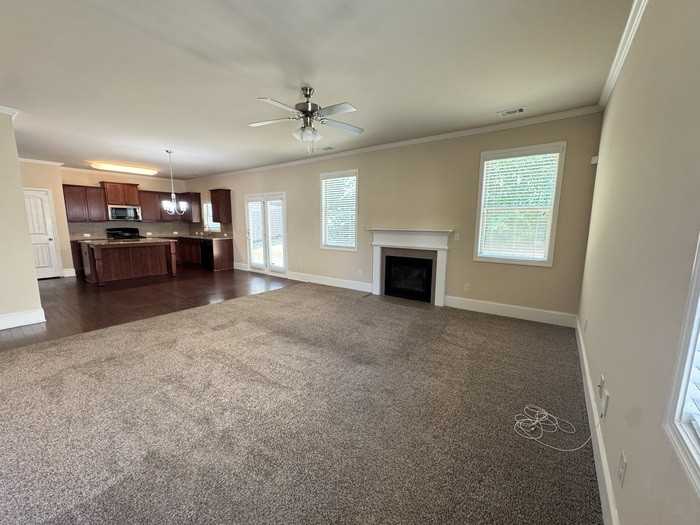 836 Westmoreland Ln - Photo 3 of 17