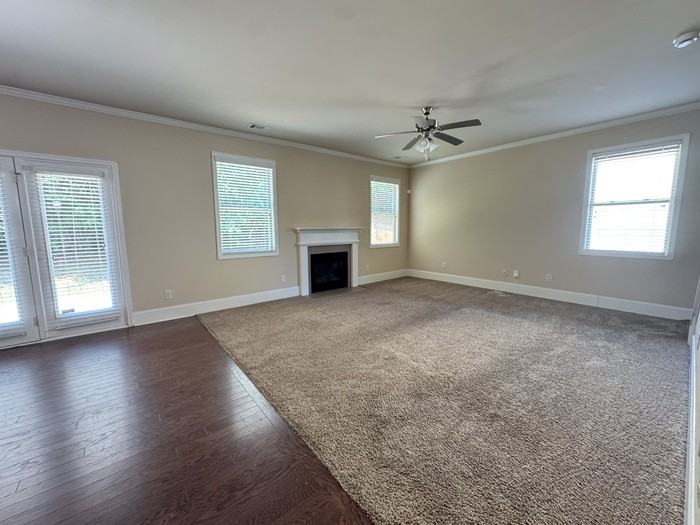 836 Westmoreland Ln - Photo 4 of 17