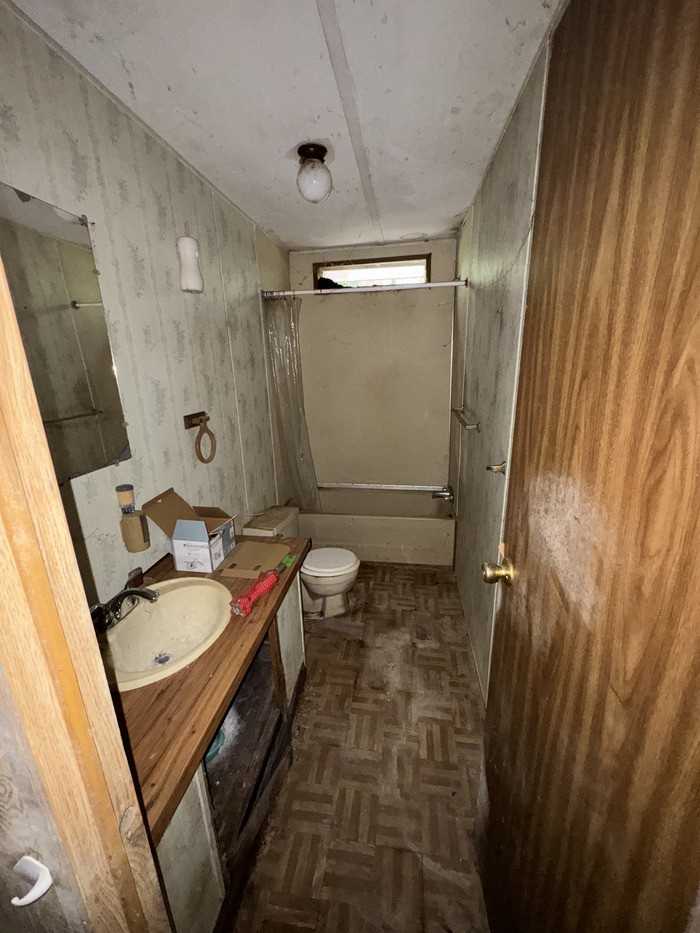 1235 Paul Ln - Photo 2 of 13