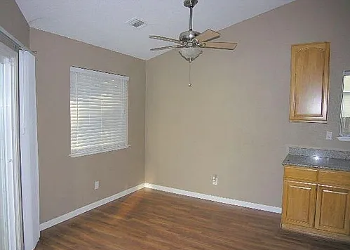 2273 Burgundy Way #NA - Photo 4 of 10