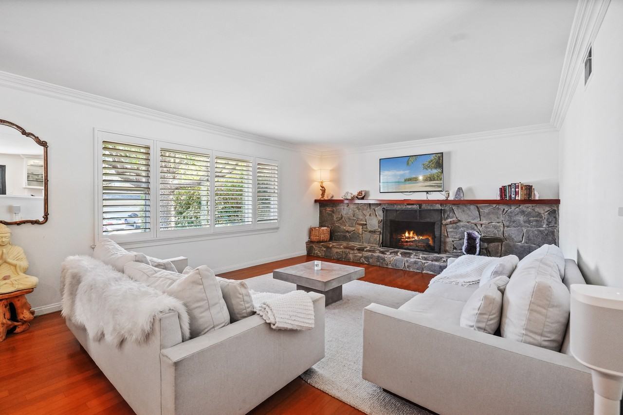 5025 Dantes View Dr #NA - Photo 4 of 31