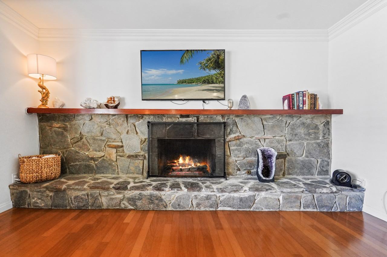 5025 Dantes View Dr #NA - Photo 5 of 31