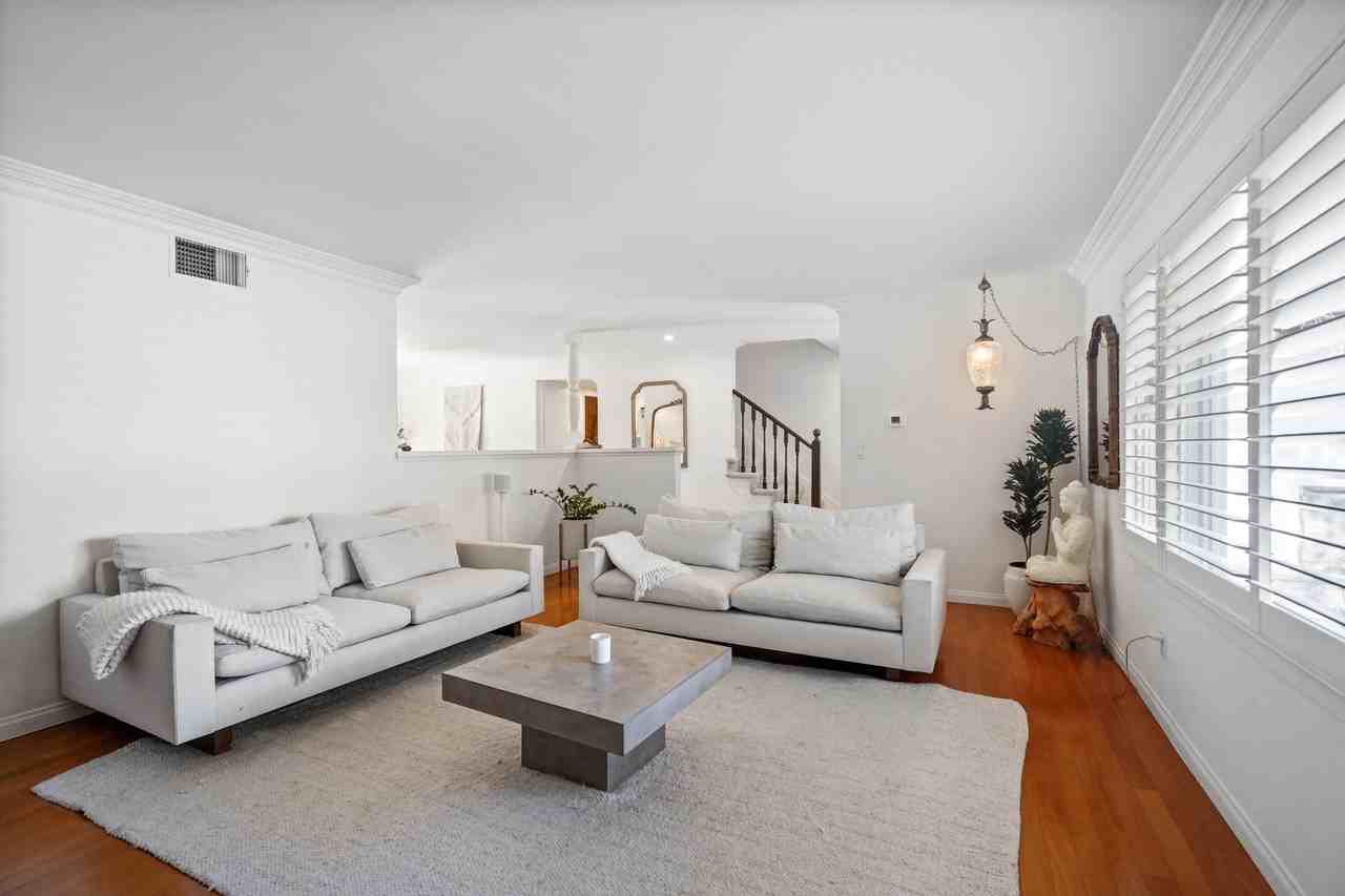 5025 Dantes View Dr #NA - Photo 7 of 31