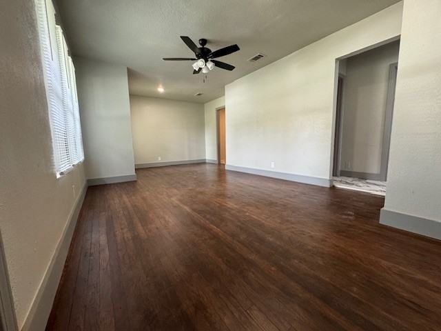 527 Saratoga Dr #NA - Photo 5 of 13