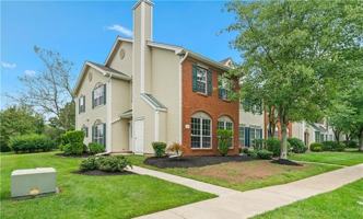 featured image of 32 Cabot Way #32