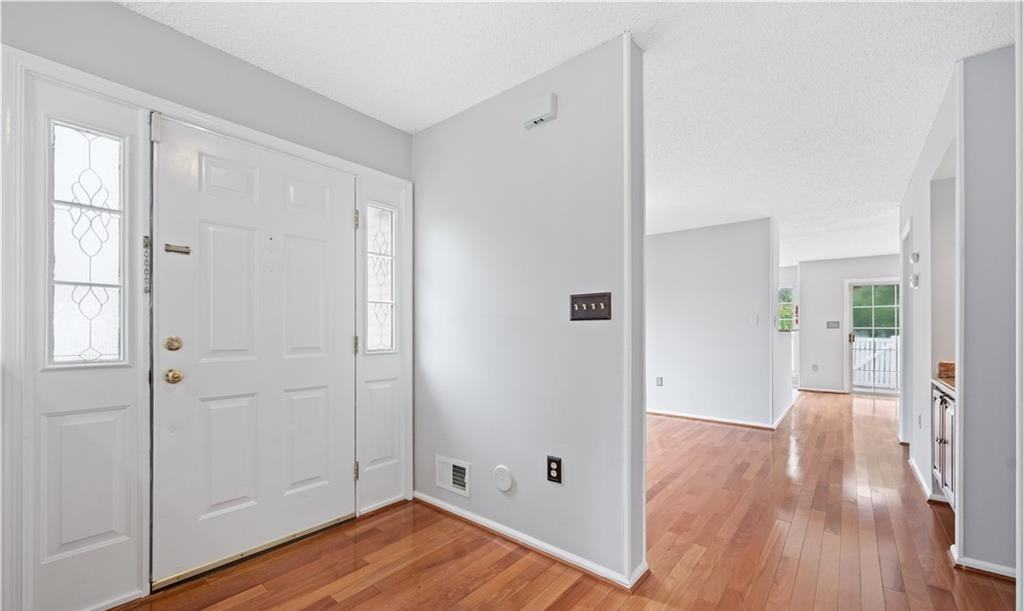 32 Cabot Way #32 - Photo 2 of 16
