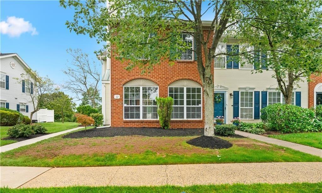 32 Cabot Way #32 - Photo 6 of 16