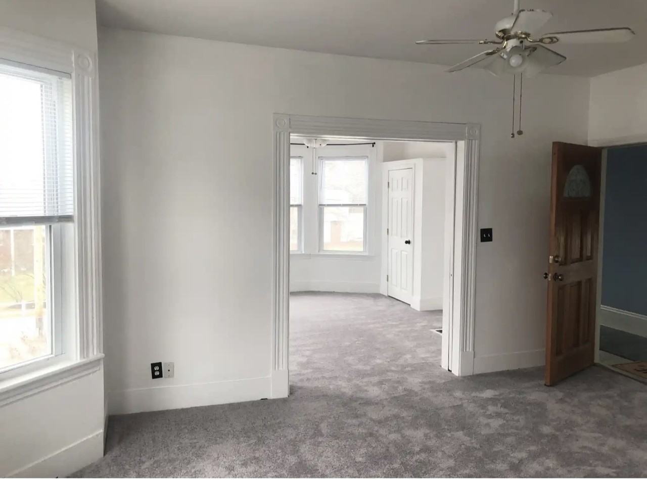 32 Lincoln St #2 - Photo 2 of 10