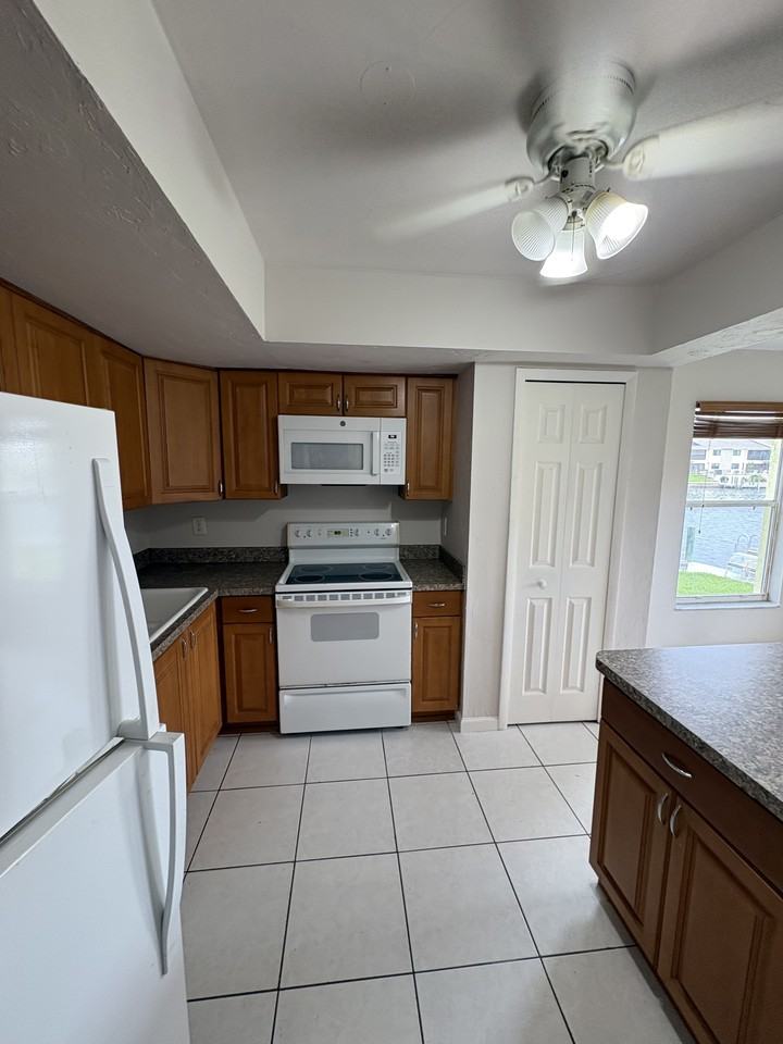4520 Se 5th Pl #1 - Photo 2 of 13