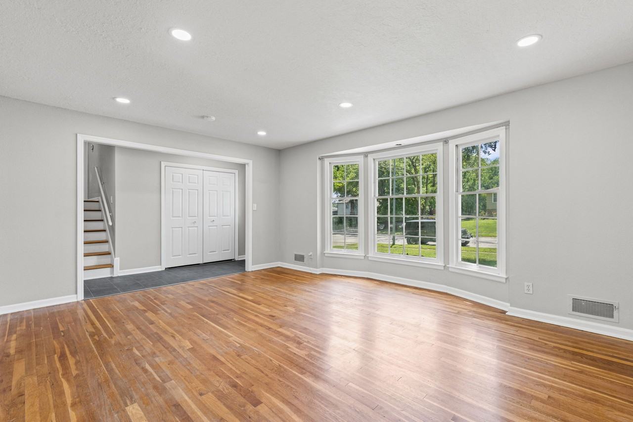3806 Birchwood Dr #NA - Photo 4 of 40
