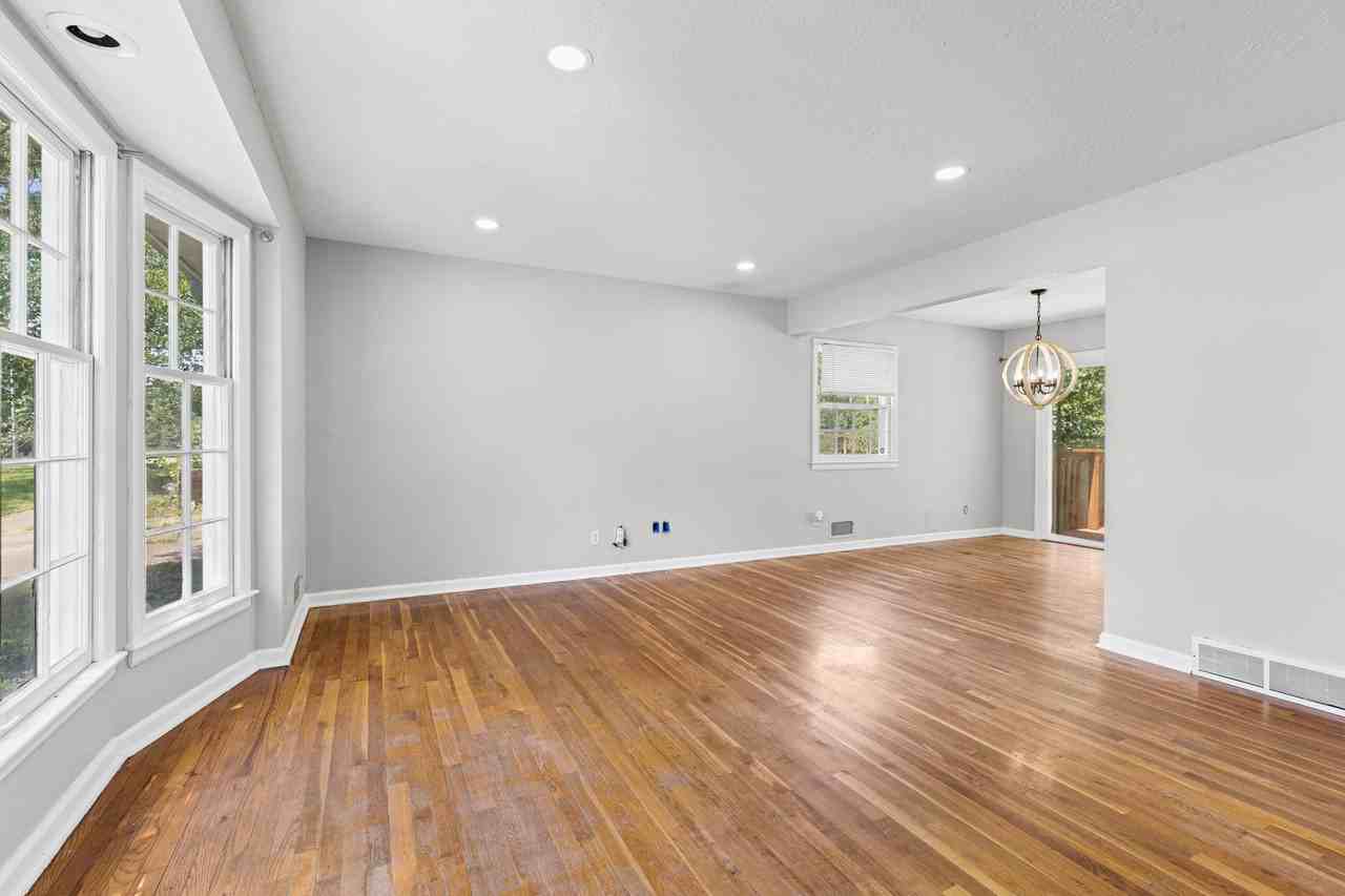 3806 Birchwood Dr #NA - Photo 6 of 40