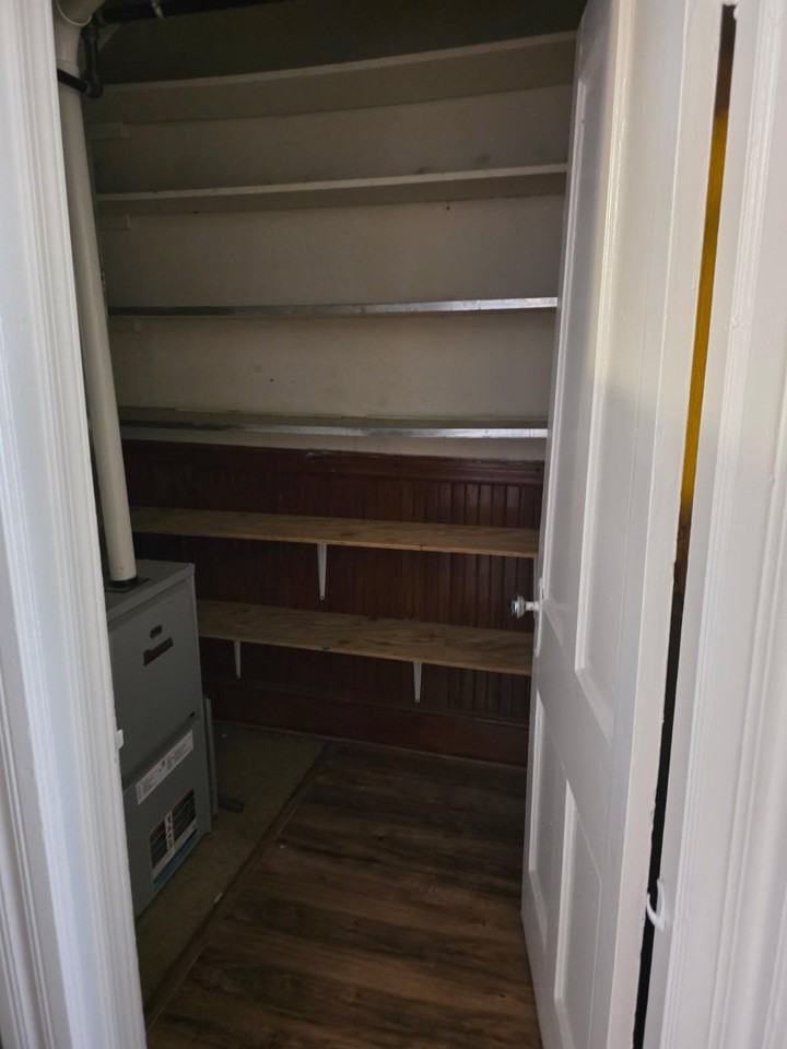 649 S Summer St #3L - Photo 6 of 19