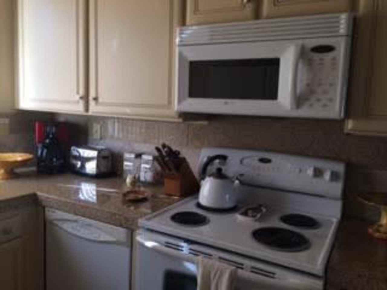 12 Haig Dr #12 - Photo 2 of 6