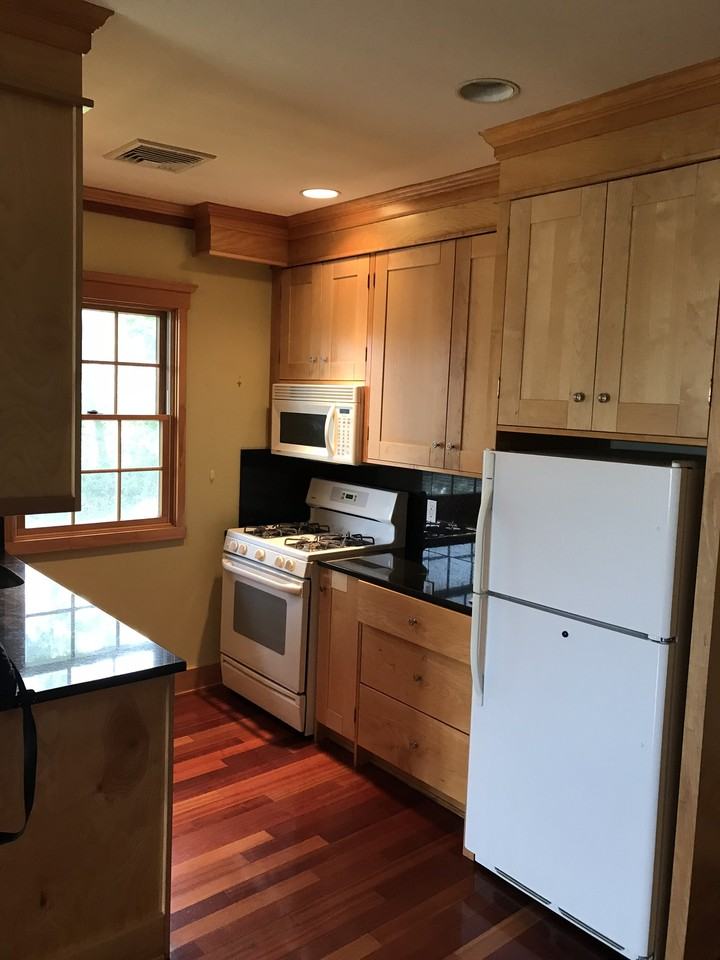 156 S Broadway #2N - Photo 3 of 7